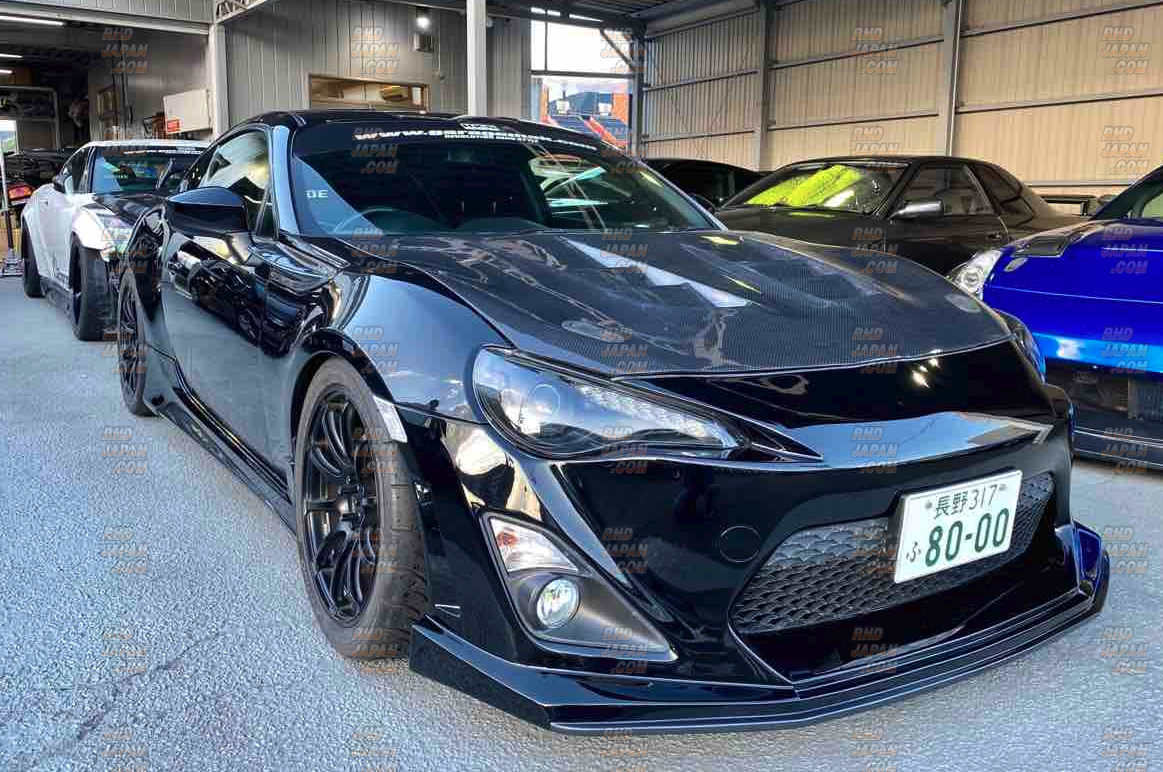 Garage Mak Aero Bonnet FRP - 86 ZN6